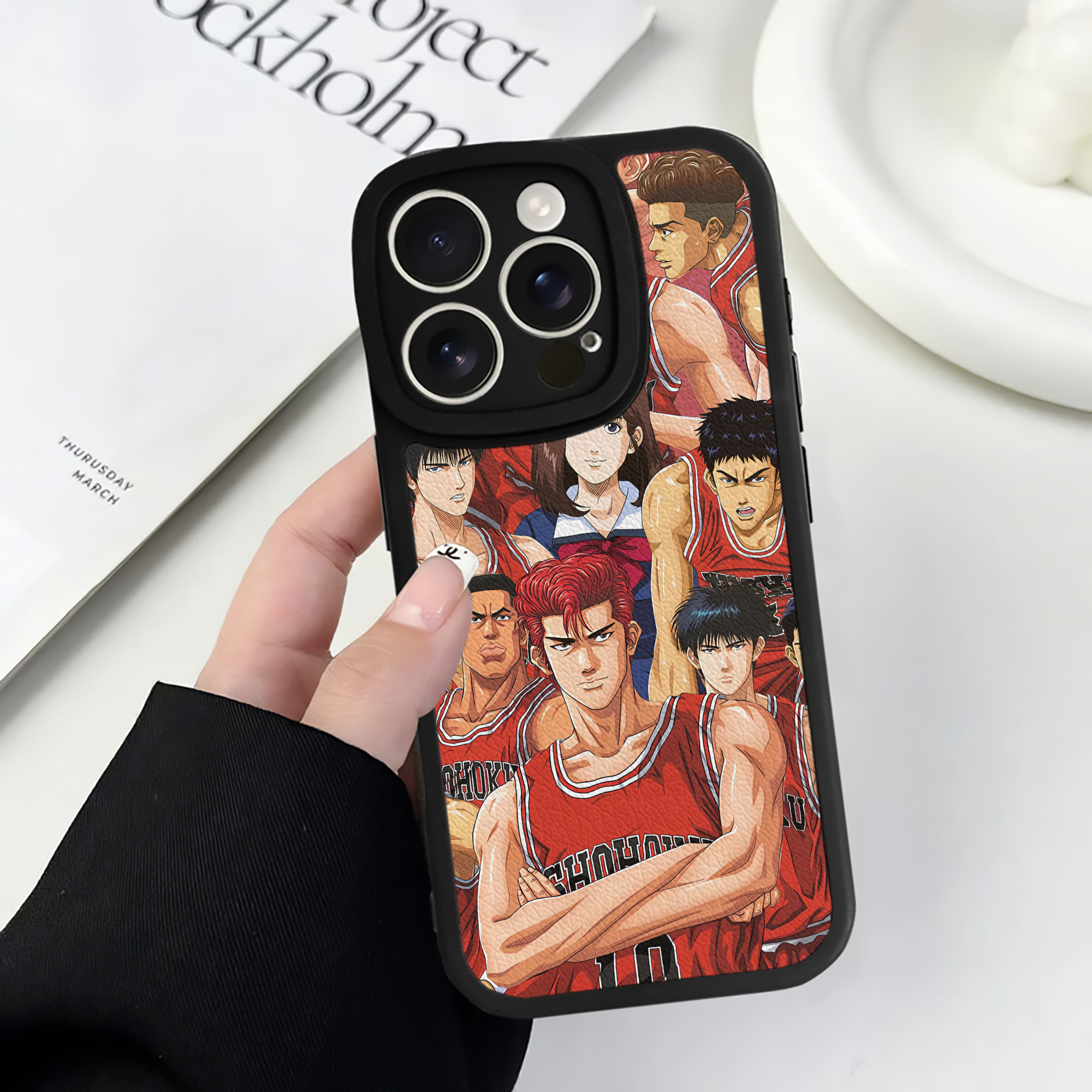（画像用） SLAM DUNK／スラムダンク 【iPhone 16シリーズ対応】シリコンスマホケース（レザー調） 材質：シリコン